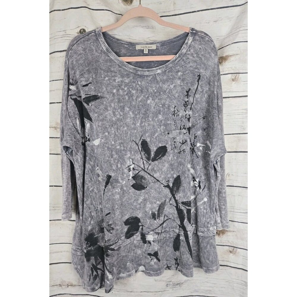 Jess & Jane Gray Floral Mineral Slub Knit Top M Tunic Waffle Trim Womens